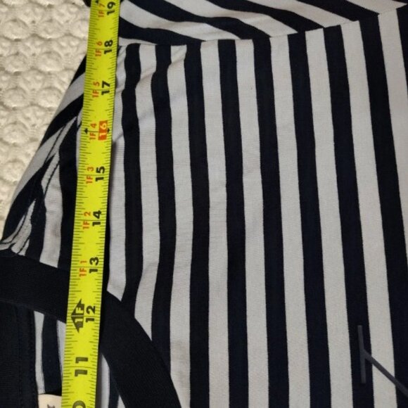 Calvin Klein Monogram Men's Stripe Relaxed T-shirt Size Medium - Picture 5 of 11